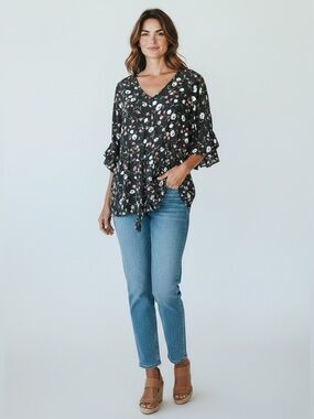 She + Sky Black Floral V-Neck Peplum Blouse